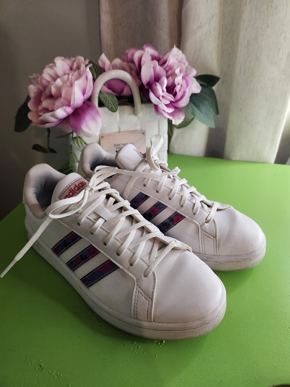 adidas White Athletic Sneakers with Floral Accent Stripes